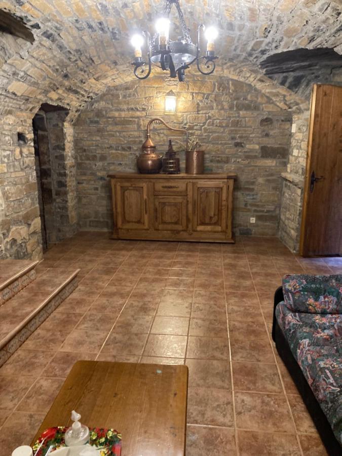 Preciosas Vistas A La Montana, Luminoso Y Acogedor Apartment El Pueyo de Araguas Bagian luar foto