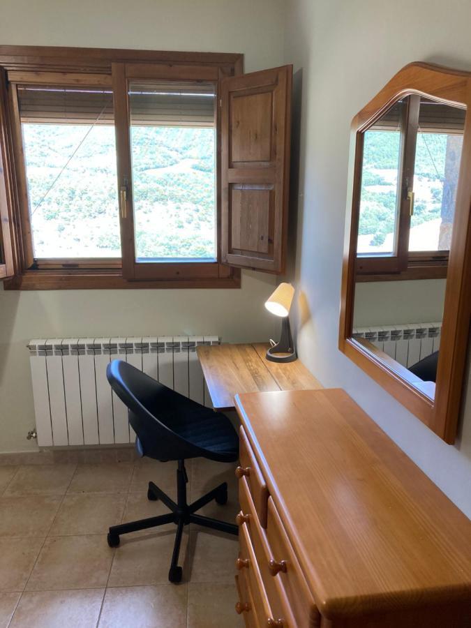 Preciosas Vistas A La Montana, Luminoso Y Acogedor Apartment El Pueyo de Araguas Bagian luar foto